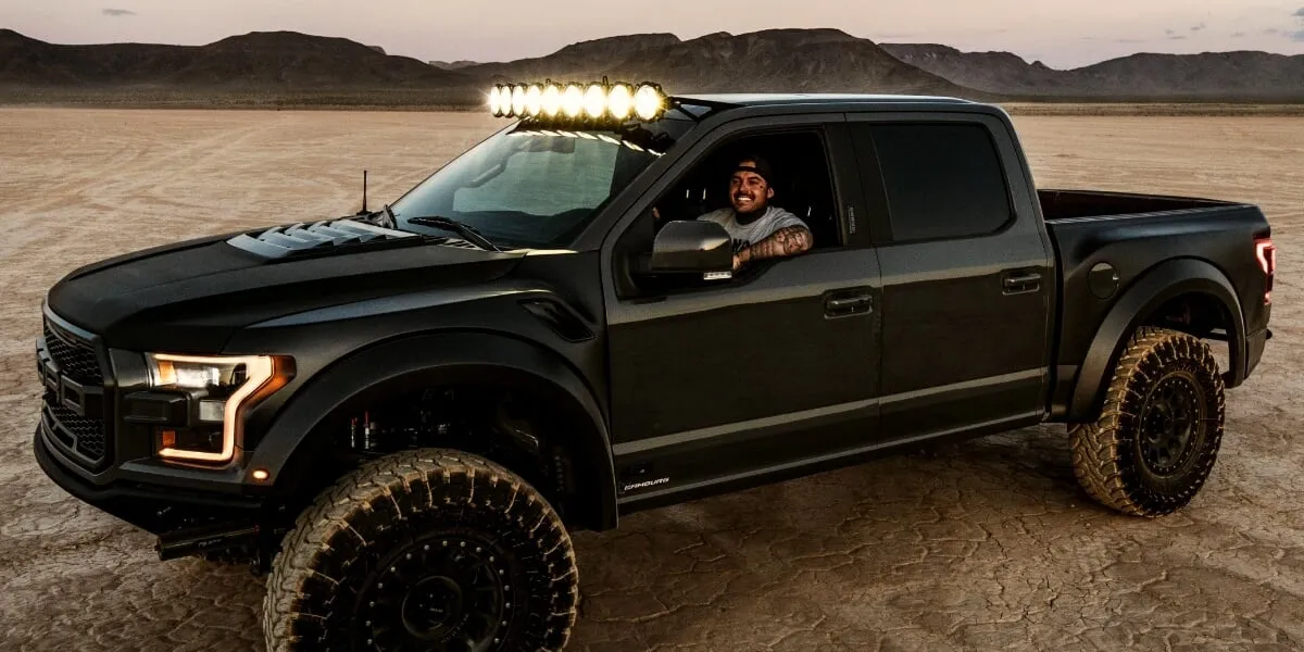 Trucks (general) light bar shown in a real-world setting