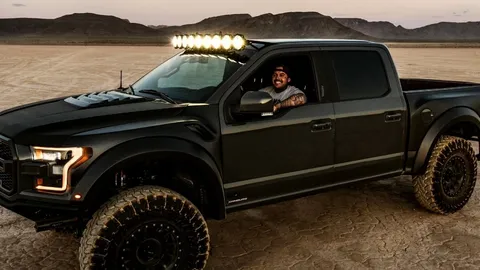 Trucks (general) light bar shown in a real-world setting