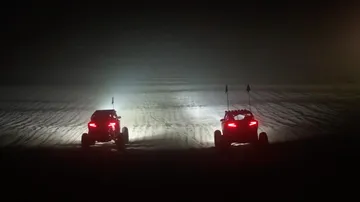 Trucks (general) light bar shown in a real-world setting