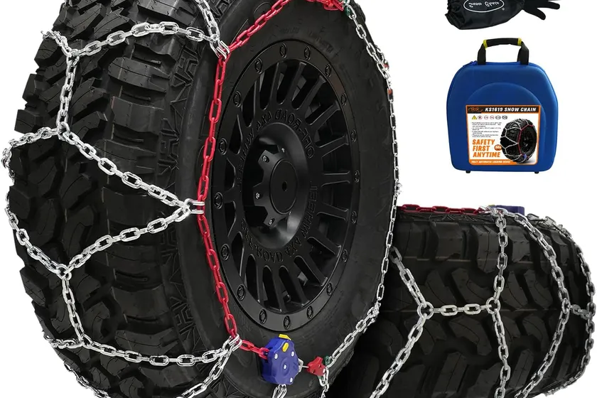 DEDC KS1619 heavy duty truck snow chain with thick 4.5 mm manganese steel links and an auto lock tensioner