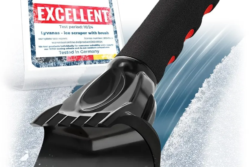 Black and red LYVANAS EK2.1 ice scraper with a curved scoop blade, breaking claws and a padded thumb rest