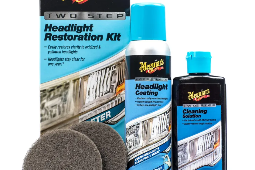 Meguiar's two step headlight restoration kit with cleaning solution and protective coating packets