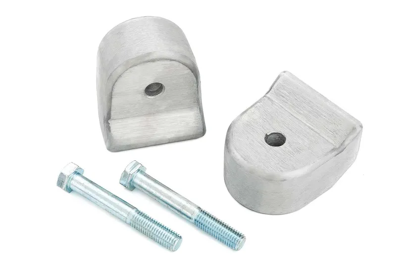 Rough Country 1.5 inch coil spring spacer leveling kit for the Ford F-250 Super Duty