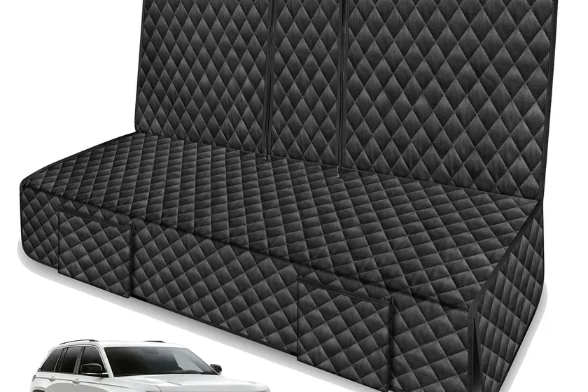 TAUYANG waterproof black dog bench seat cover protecting the rear seat of a Jeep Grand Cherokee
