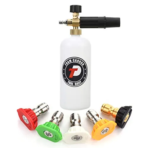 Tool Daily foam cannon with a white one liter bottle, brass lance and the five coloured pressure washer nozzle tips it ships with